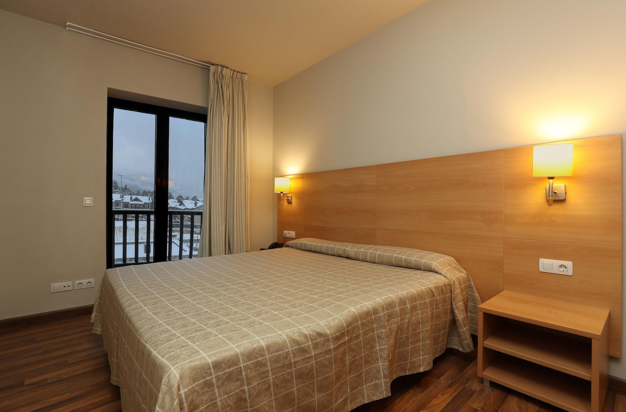 Guitart La Molina Aparthotel & Spa Экстерьер фото